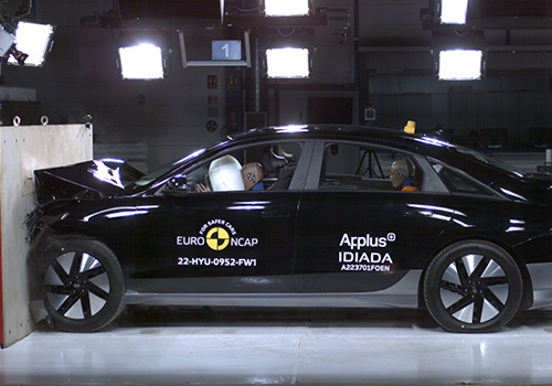 O Hyundai IONIQ 6 destaca-se da concorrência na proteção para ocupantes adultos.